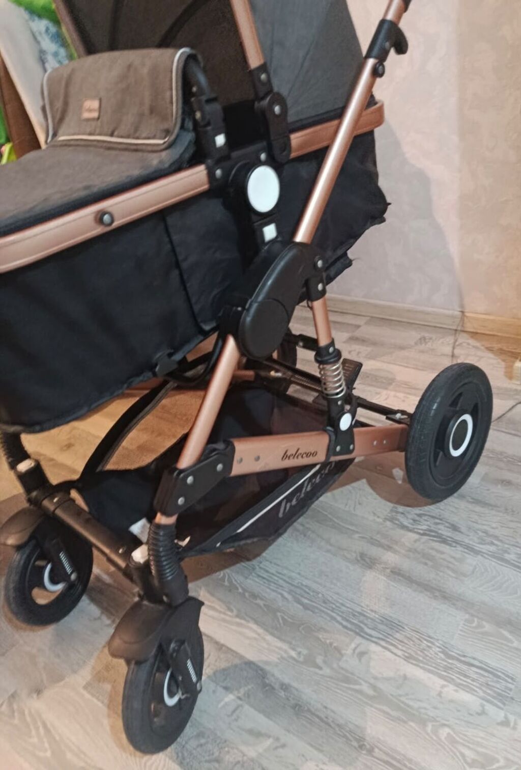Araba yaxsi veziyyetde qiymet son.Unvan Zig — Arabalalar, Bakı (4)