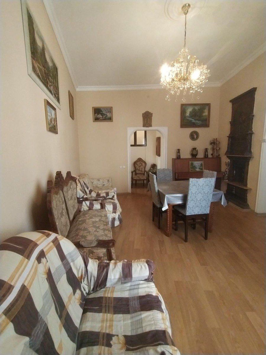 Satılır 6 otaqlı köhnə tikili 180 m² — Mənzil, Bakı (5)