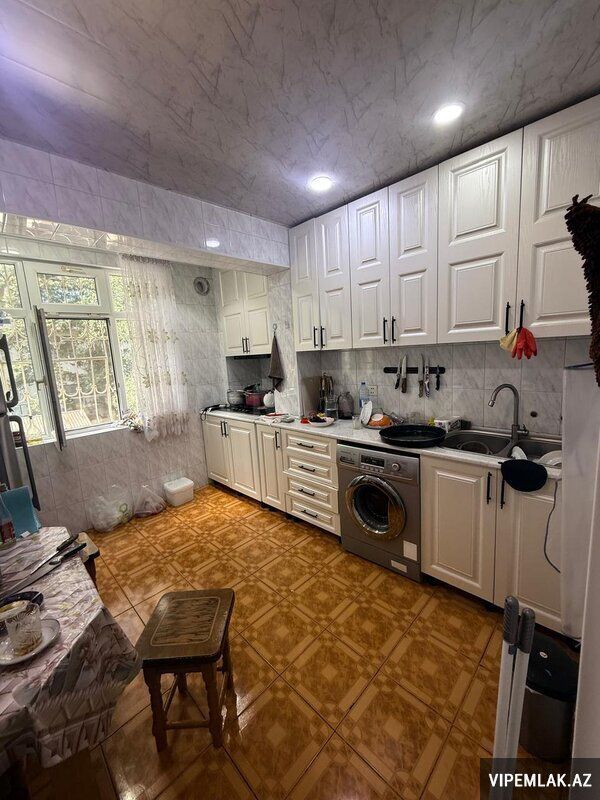 Binəqədi rayonunda 4 otaqlı Köhnə tikili Satılır, 100 m² — Mənzil, Bakı (4)