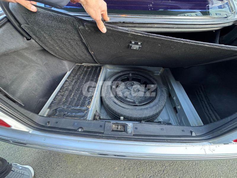 Mercedes E 240 2.4 L, 2001, 290 000 km 44-CH-404 — Avtomobillər, Masallı (3)