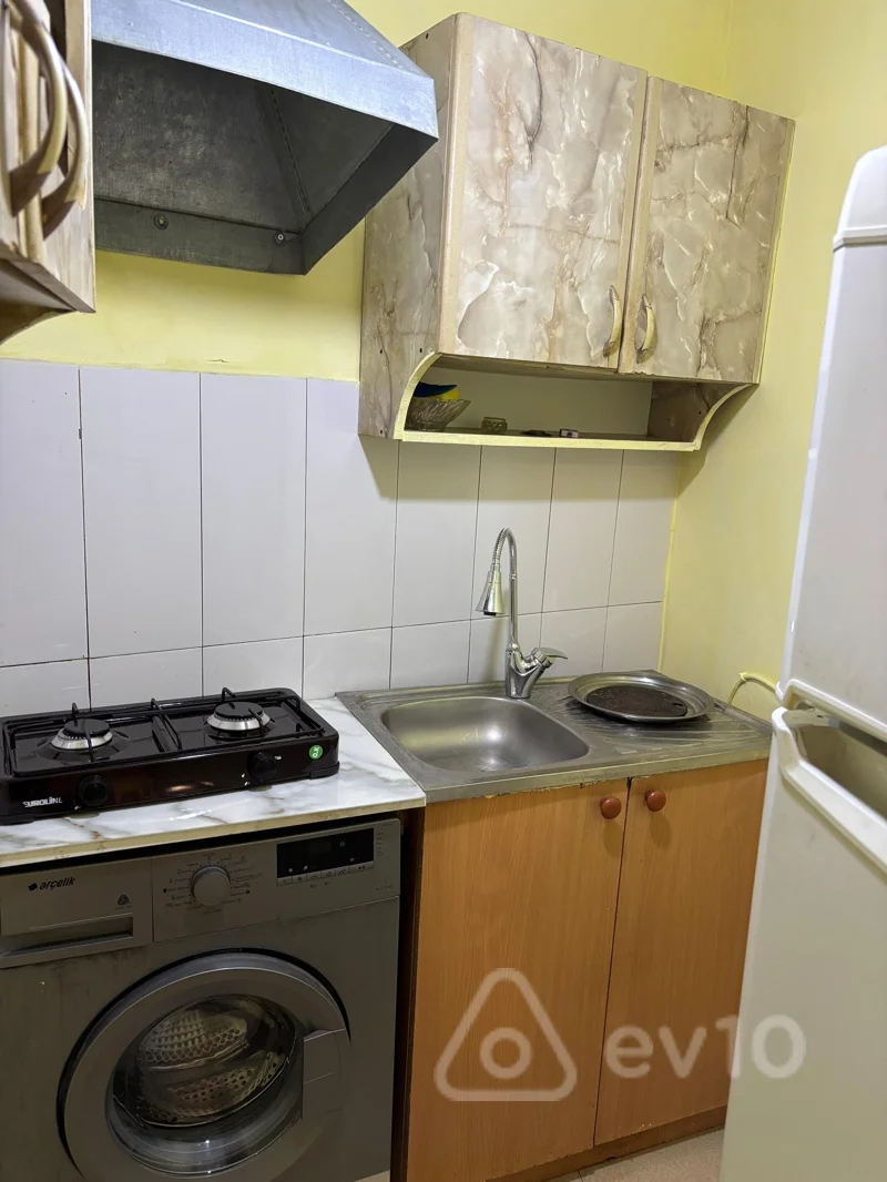 1 otaqlı həyət evi, 40 m², Yeni Günəşli — kirayə — Ev, villa, Bakı (6)