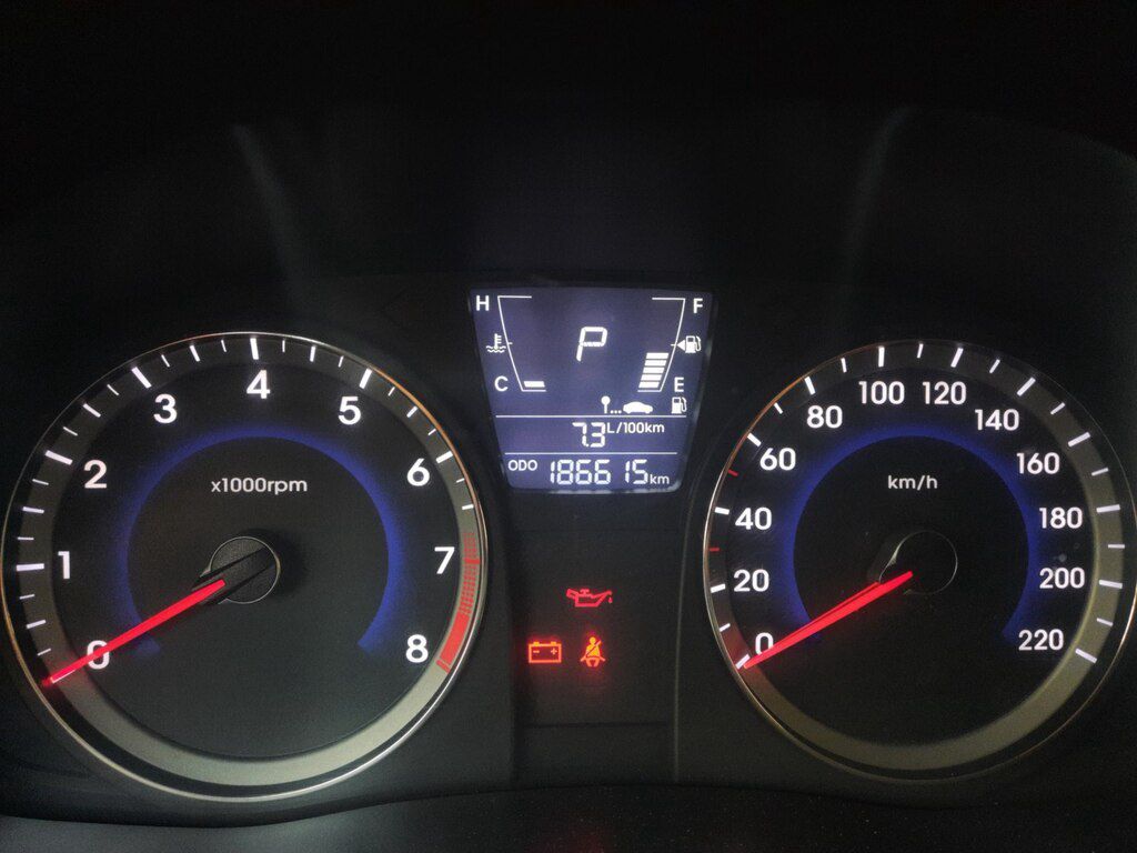 Hyundai Accent, 1.4 L, 2013 il, 186 500 km — Avtomobillər, Bakı (4)