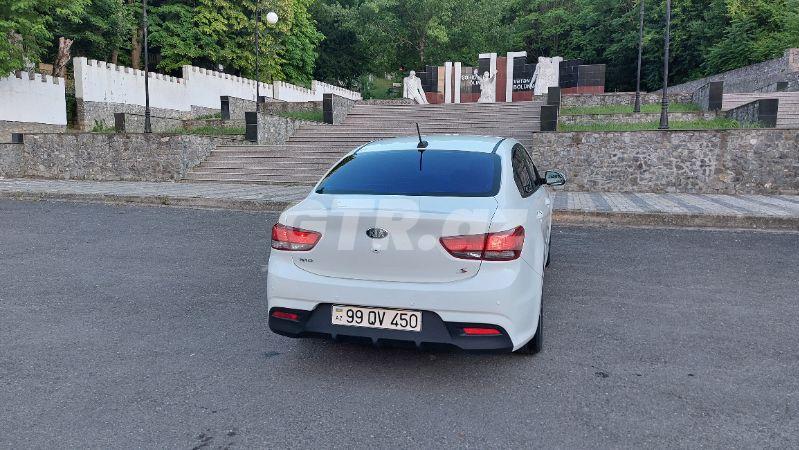Kia Rio 1.6 L, 2019, 86 000 mil — Avtomobillər, Şəki (9)