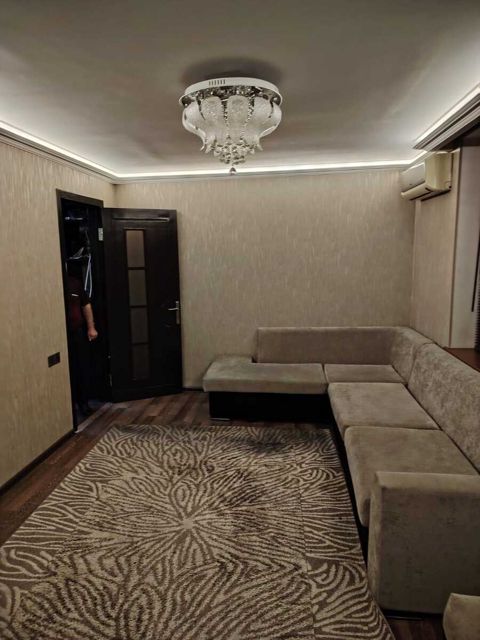 Satılır 2 otaqlı köhnə tikili 52 m² — Bakı