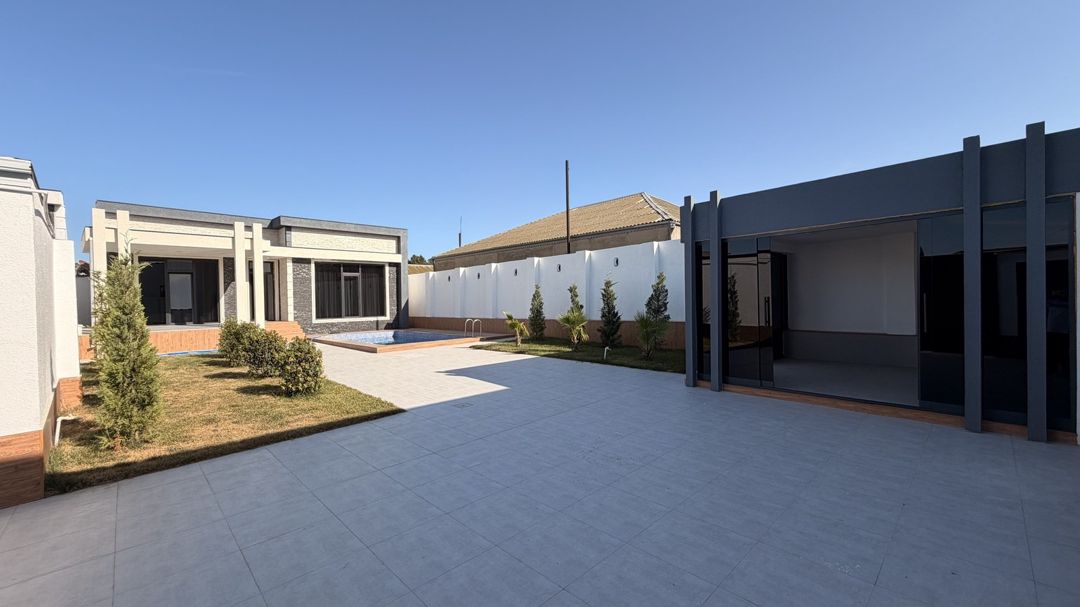 Satılır 4 otaqlı həyət evi/bağ evi 140 m² — Ev, villa, Bakı (2)