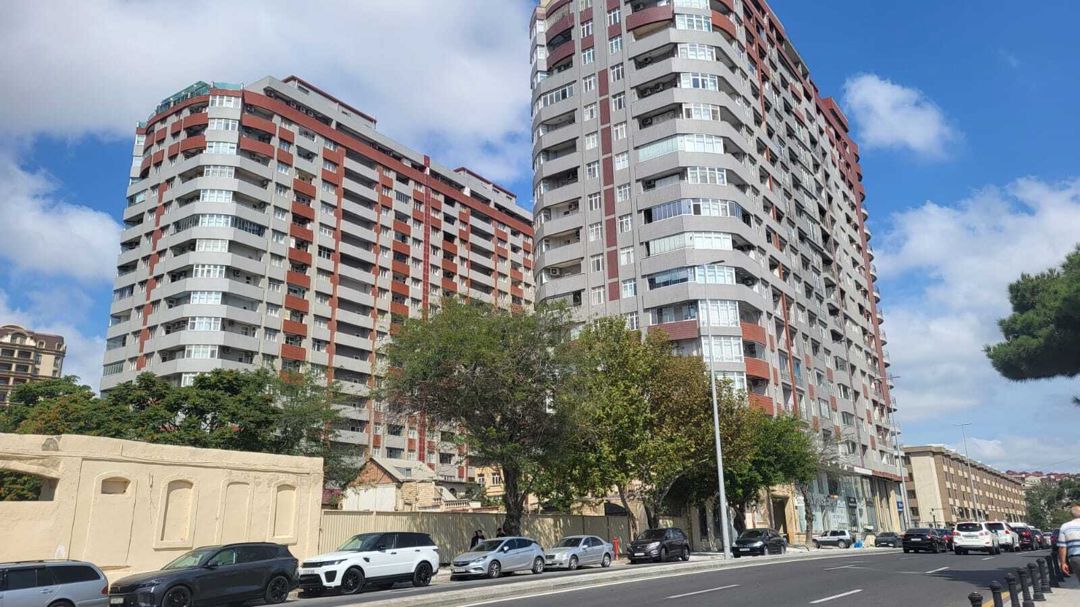 Satılır 3 otaqlı yeni tikili 220 m² — Mənzil, Bakı (3)