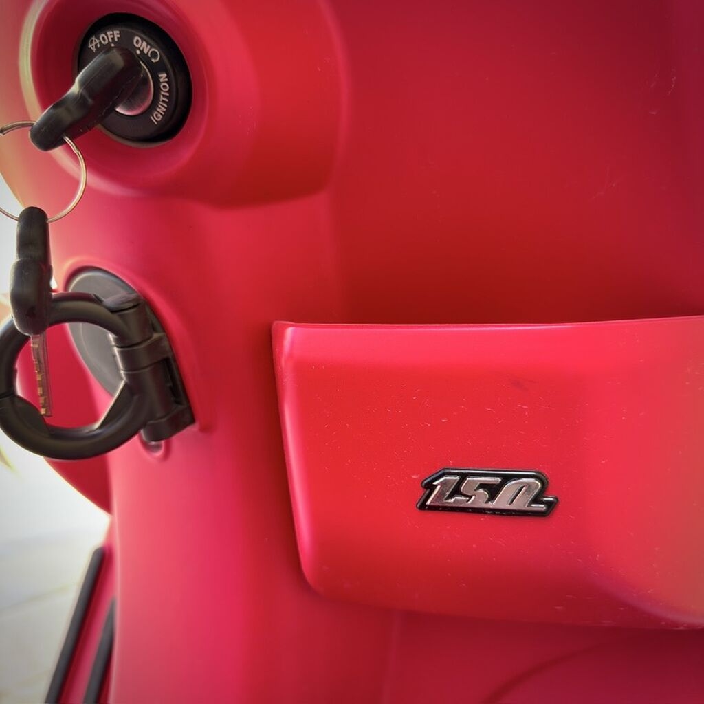 Vespa SXL 125 skuter 2022 8600km - Rəng: mat qırmızı - Mühərrik: 125 — Mopedlər və skuterlər, Bakı (9)