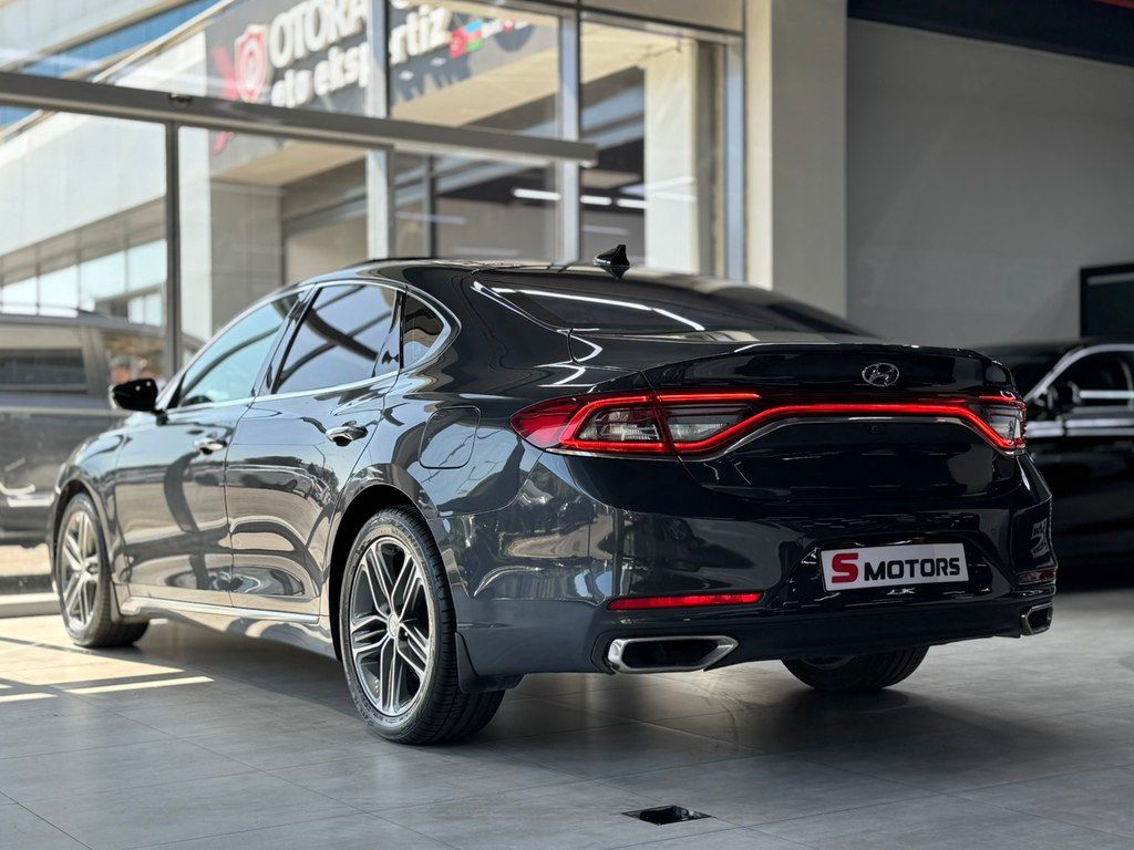 Hyundai Azera, 2.4 L, 2018 il, 139 000 km — Avtomobillər, Bakı (4)