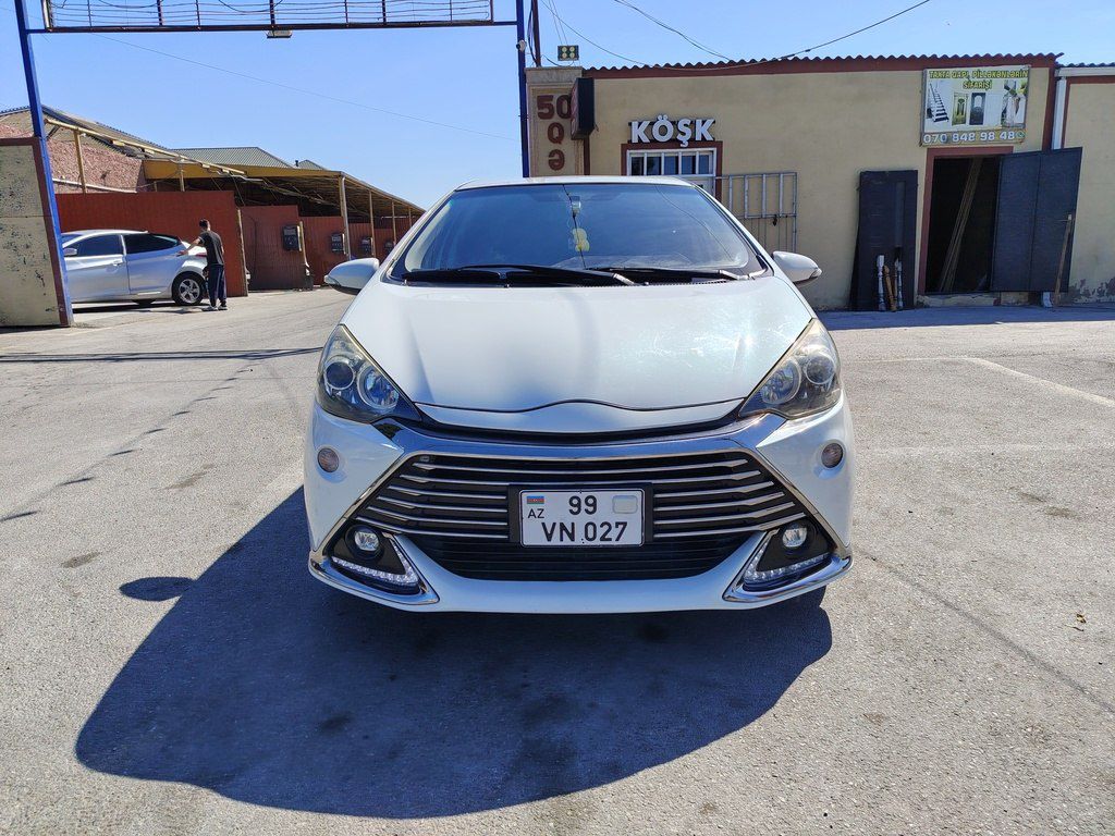 Toyota Aqua, 1.5 L, 0.9 kWh, 2016 il, 155 767 km — Avtomobillər, Bakı