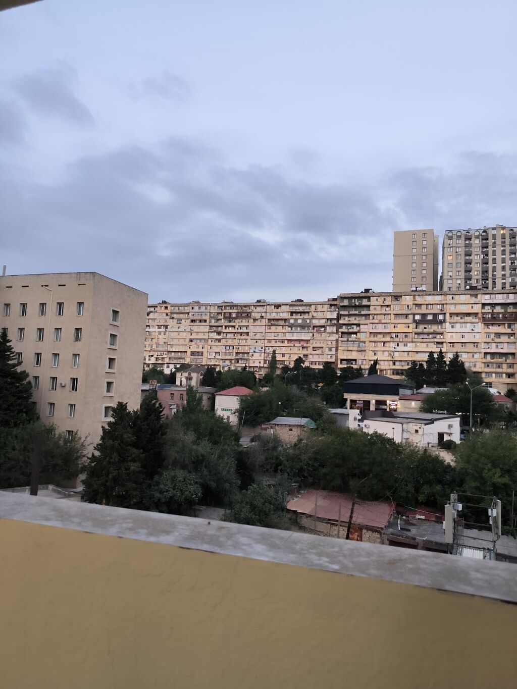 Yeni Guneslide Kirayə verilən 3 otaqlı mənzil kiraye verilir — Mənzil, Bakı (7)