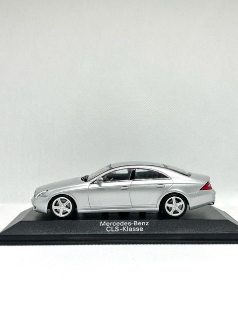 Mercedes CLS 1/43 modeli — Bakı