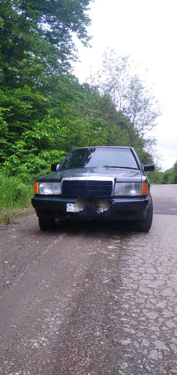 Mercedes 190, 2.0 L, 1993 il, 357 000 km — Qusar