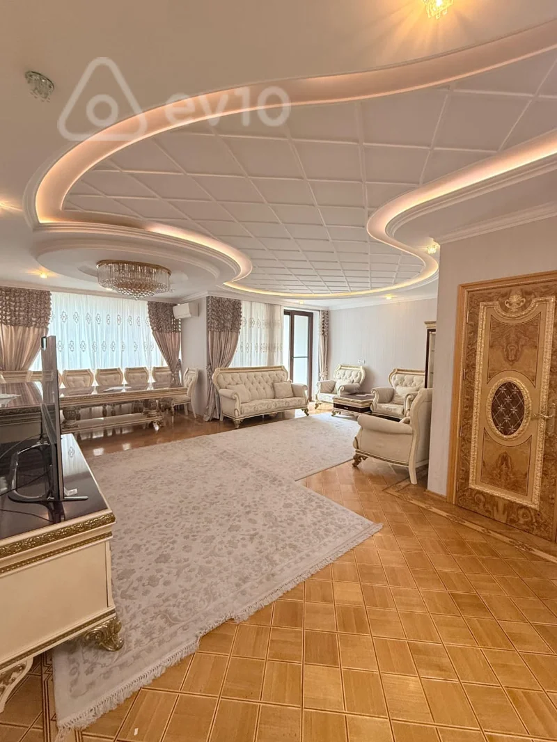 3 otaqlı mənzil, 137 m², Tələt Şıxaliyev küçəsi — kirayə — Bakı