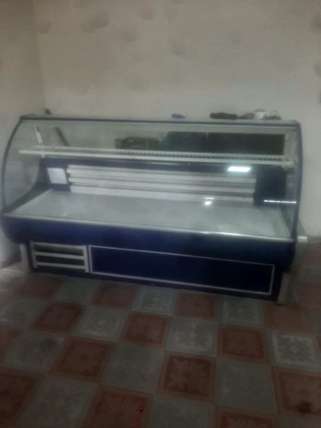 satilir Tel.055 859 56 00. unvan Qazax rayonu Kosalar.kendinde — Soyuq vitrini, Bakı