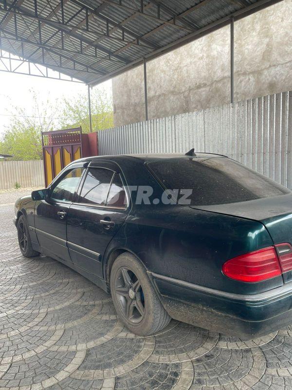 Mercedes E 230 2.3 L, 1996, 420 000 km 90-GC-394 — Avtomobillər, Biləsuvar (3)