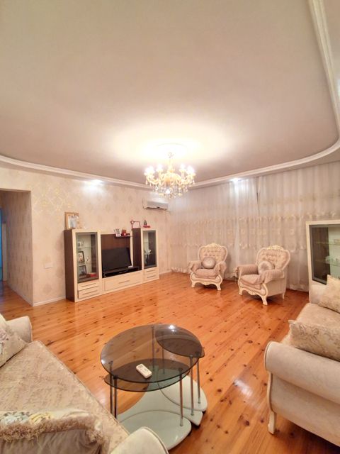 Satış: 11 otaqlı Köhnə tikili, 300 m², Sabunçu rayonu — Bakı