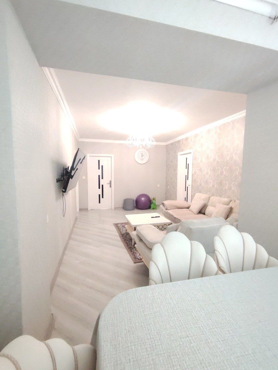 Satılır 3 otaqlı köhnə tikili 80 m² — Mənzil, Bakı (8)