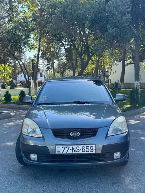 Kia Rio, 1.4 L, 2008 il, 256 500 km — Bakı