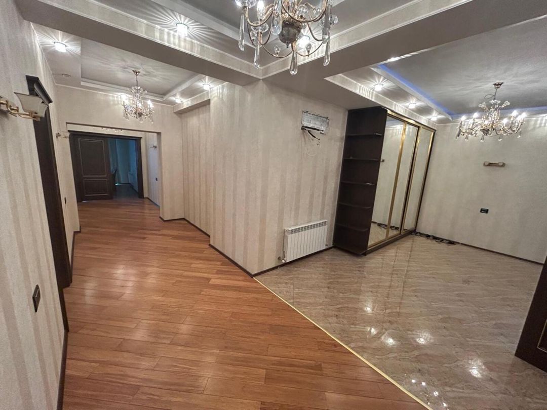 İcarəyə verilir 3 otaqlı yeni tikili 192 m² — Mənzil, Bakı (6)