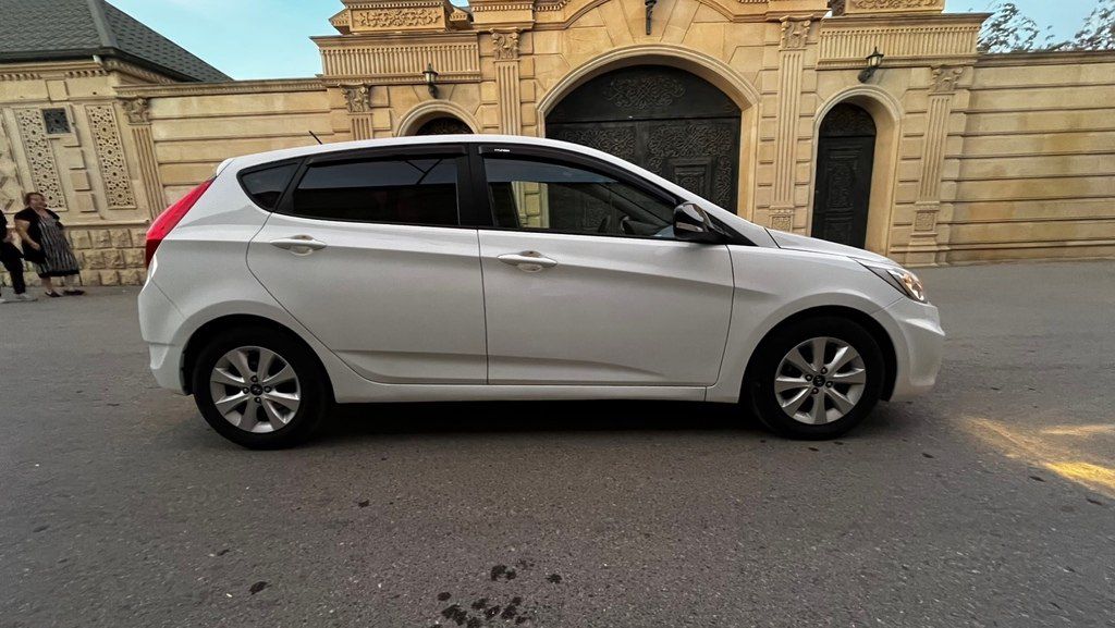 Hyundai Accent, 1.6 L, 2016 il, 161 000 km 99-CQ-320 — Avtomobillər, Bakı (4)