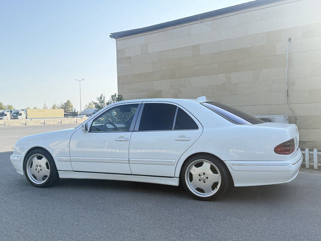 Mercedes E 320, 3.2 L, 2000 il, 385 000 km 42-CK-988 — Avtomobillər, Lənkəran (4)