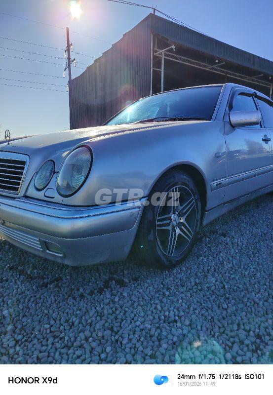 Mercedes E 230 2.3 L, 1995, 482 364 km 90-GR-299 — Avtomobillər, Quba (6)