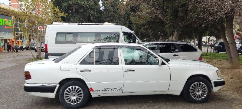 Mercedes E-Class 2.5 L, 1994, 300 000 km — Avtomobillər, Bakı (4)