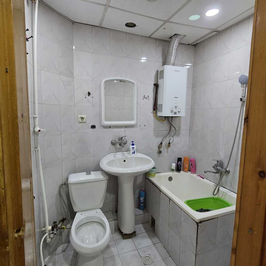 Satılır 2 otaqlı köhnə tikili 40 m² — Mənzil, Bakı (7)