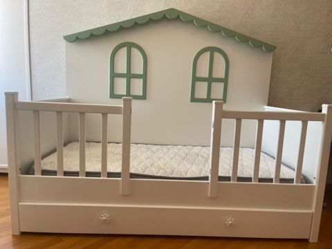 Kravat qiymeti 300man Çox keyfiyyətli MDF-dən hazırlanmış, vəziyyəti — Bakı