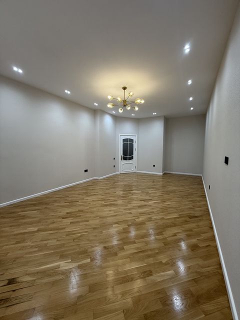 Satılır 3 otaqlı yeni tikili 148 m² — Bakı