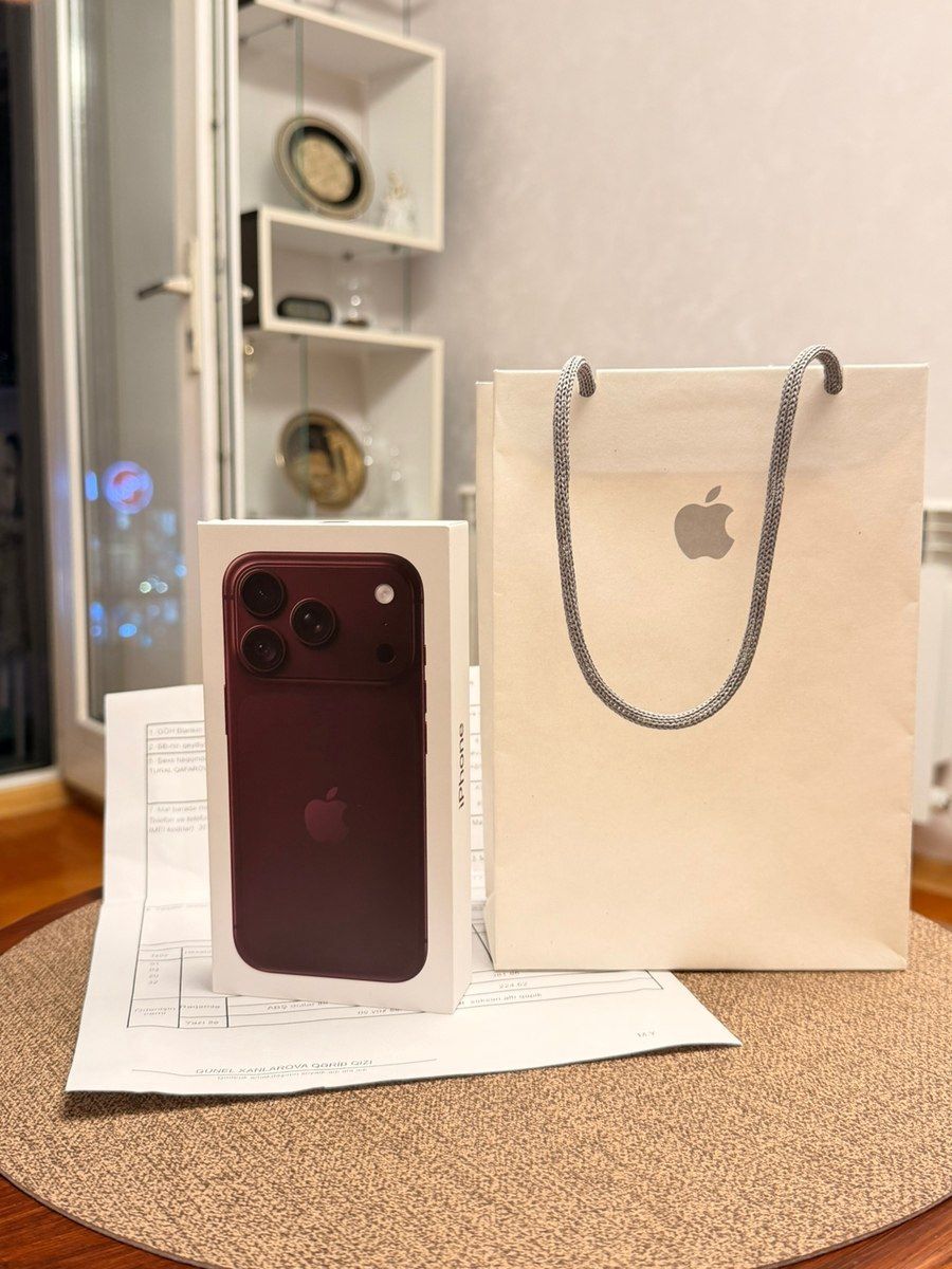 Apple iPhone 18 Pro Burgundy 256GB/12GB — Smartfonlar, Bakı