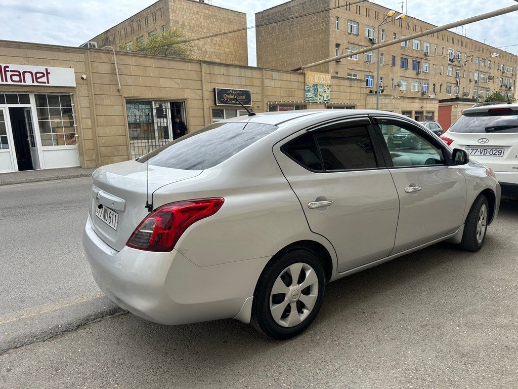 Nissan Versa, 1.6 L, 2012 il, 210 391 km 77-NU-611 — Avtomobillər, Bakı (5)