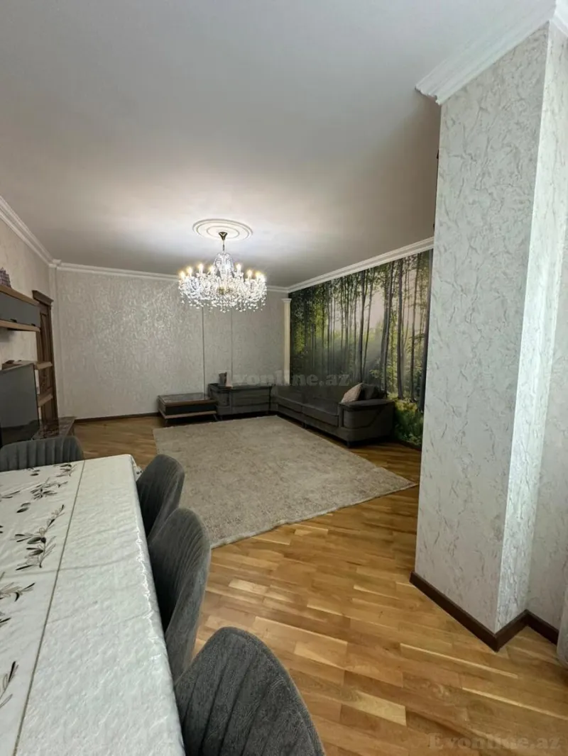 Satılır 4 otaqlı Mənzil Yeni tikili 190 m² Bakı, Yasamal r., İnşaatçılar m — Bakı