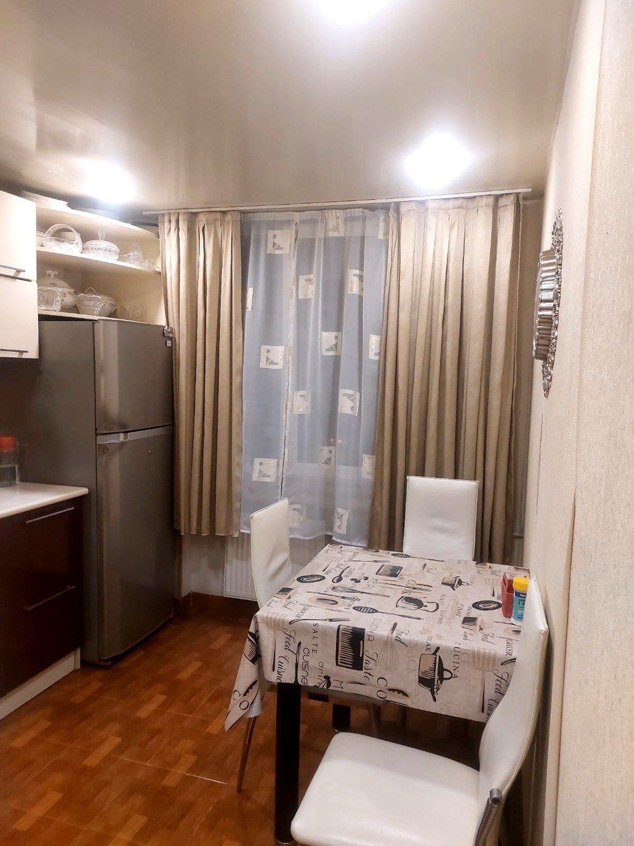 Satılır 4 otaqlı köhnə tikili 115 m² — Mənzil, Bakı (7)