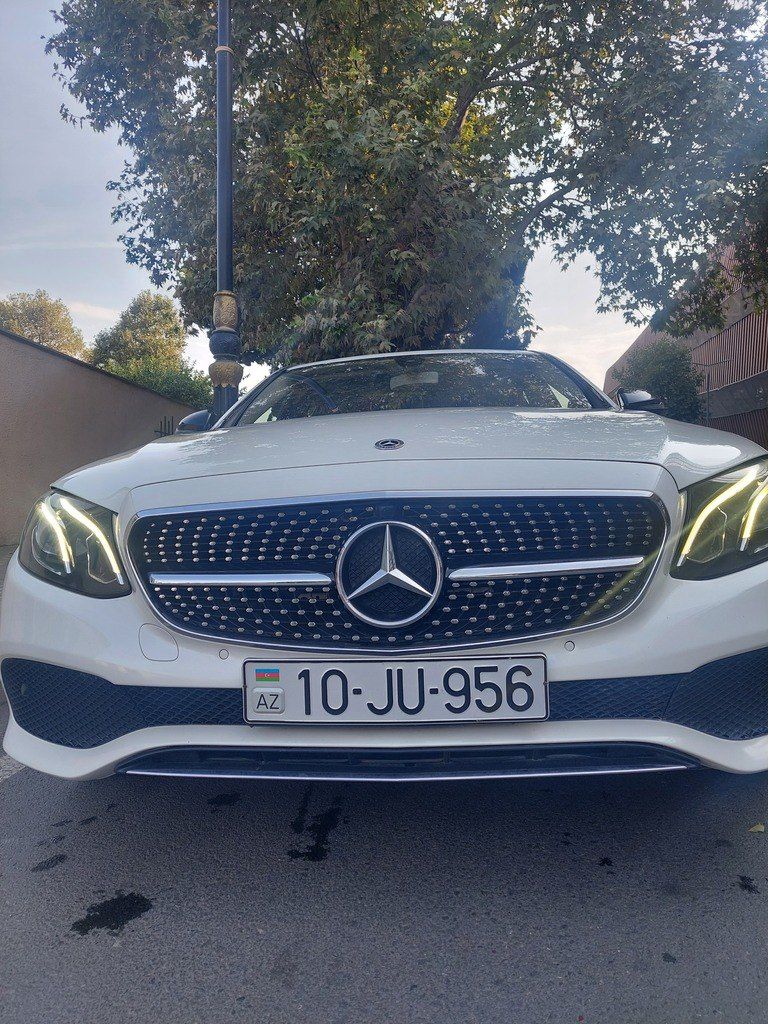 Mercedes E 220 d 4MATIC, 2.0 L, 2018 il, 300 000 km 10-JU-956 — Avtomobillər, Gəncə (2)
