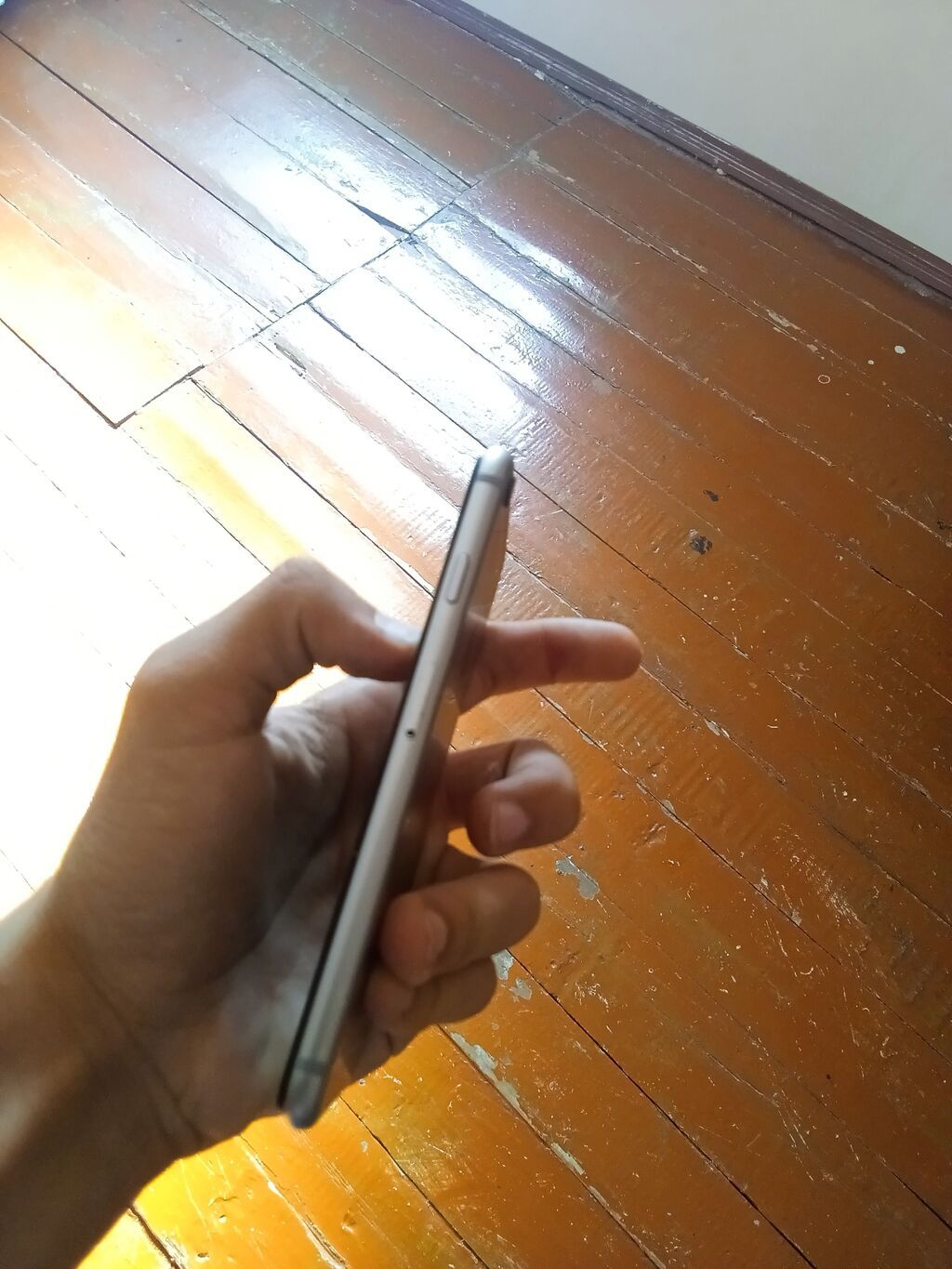 16 GB, Gümüşü, Barmaq izi — Apple iPhone, Şəki (2)