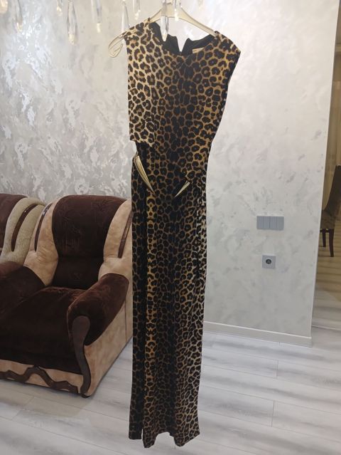 Leopar naxışlı uzun ziyafət geyimi 36 bədən - Model: qadınlar üçün — Saatlı