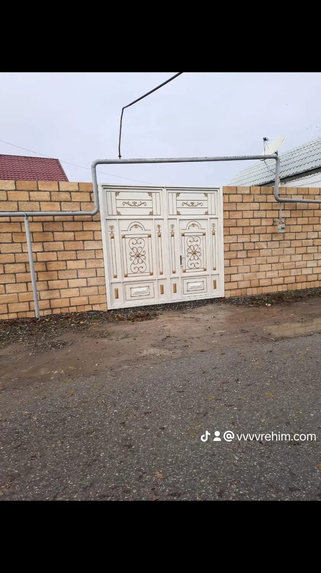 Balkon məhəccəri, Polad, Rayonlara çatdırılma — Pəncərələr, qapılar, balkonlar, Quba (9)