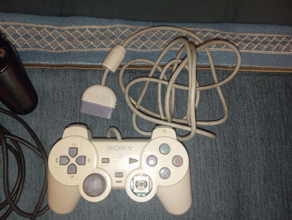 Sony PlayStation 2 Slim (Scph seriyası) Komplekt: - PS2 Slim konsolu — Oyun konsolları, Sumqayıt (3)