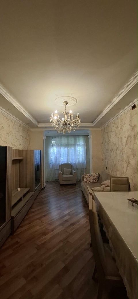 Satılır 3 otaqlı köhnə tikili 100 m² — Xırdalan