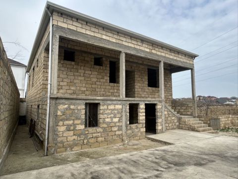 3 otaqlı, 136 kv. m, Təmirsiz — Saray