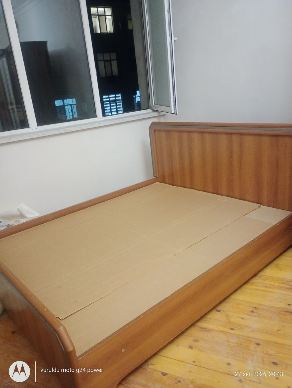 Yataq otağı dəsti – klassik taxta dizayn Komplektə daxildir: - Geniş — Yataq otağı mobilya dəstləri, Bakı (3)