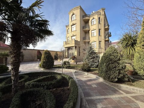 Satılır 11 otaqlı həyət evi/bağ evi 625 m² — Bakı