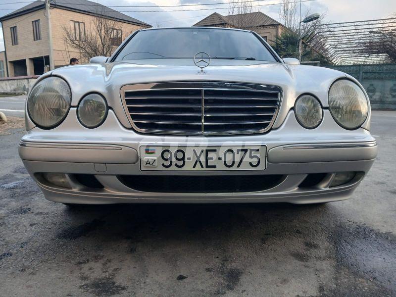 Mercedes E 220 2.2 L, 2000, 450 690 km 99-XE-075 — Avtomobillər, Balakən (4)