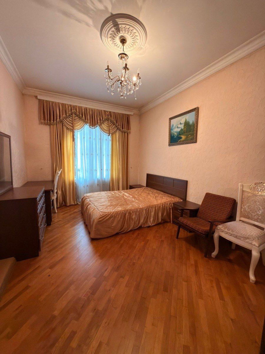 Satılır 6 otaqlı həyət evi/bağ evi 500 m² — Ev, villa, Bakı (11)