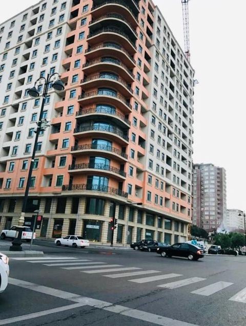İcarəyə verilir 3 otaqlı yeni tikili 140 m² — Bakı