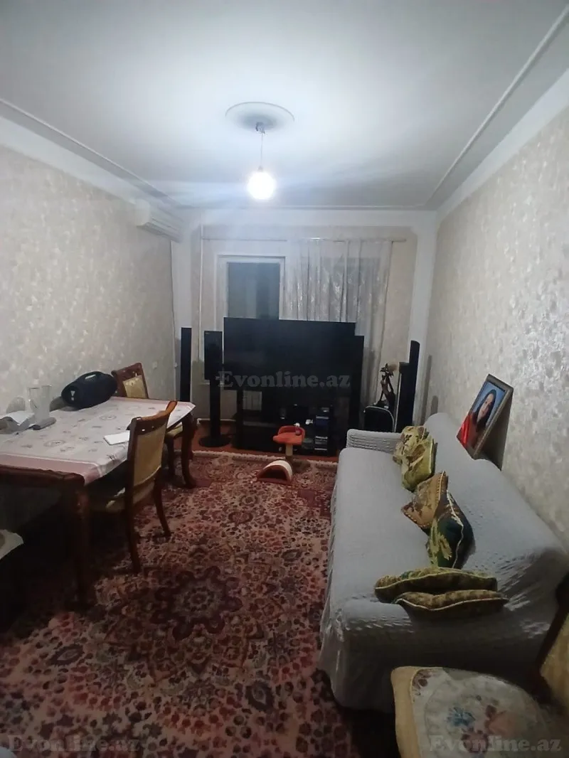 Satılır 2 otaqlı Mənzil Köhnə tikili 52 m² Bakı, Xətai r., Əhmədli m — Mənzil, Bakı