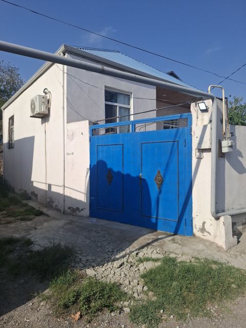 Satılır 3 otaqlı həyət evi/bağ evi 64 m² — Bakı