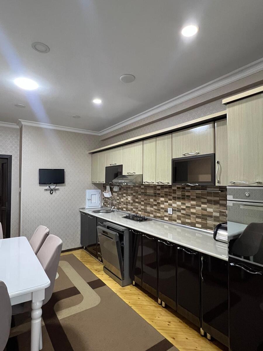 İcarəyə verilir 3 otaqlı yeni tikili 90 m² — Mənzil, Bakı (2)