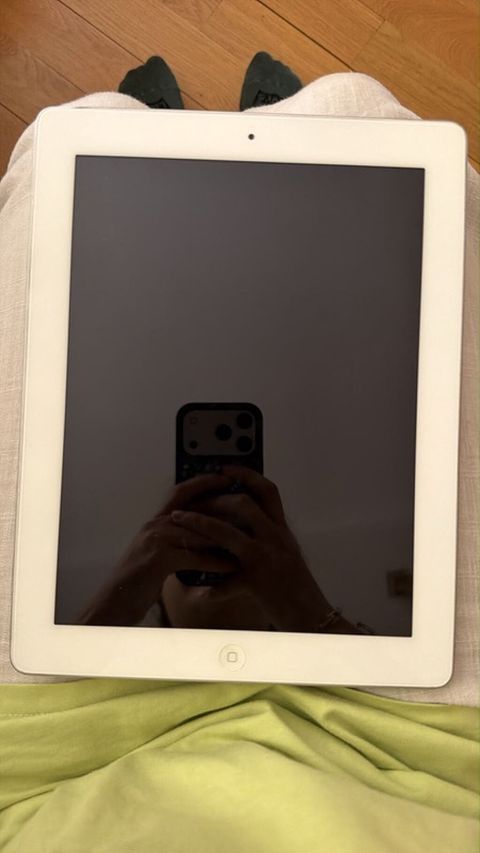 Apple iPad (3-cü nəsil) 16GB, Wi‑Fi - Model: iPad 3 (A1416 – Wi‑Fi — Bakı
